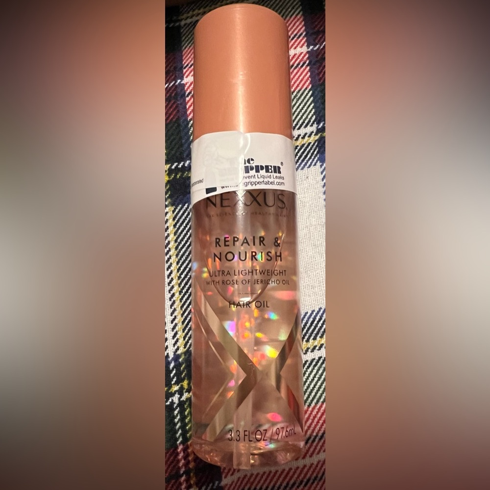 Nexxus Repair & Nourish Hair Oil. NWOT. 3.3 fl oz.